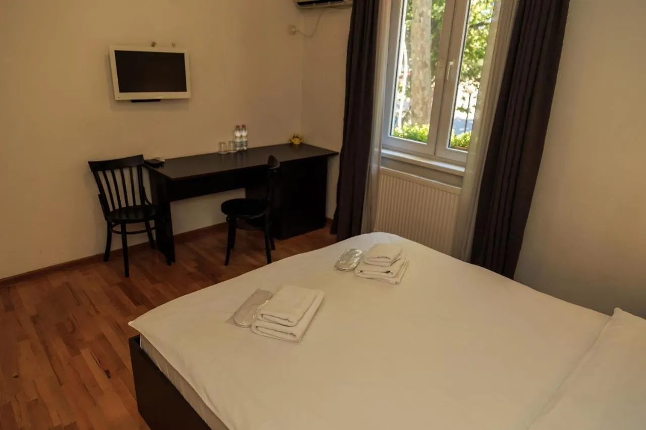 Ava Hotell Tbilisi Värdshus