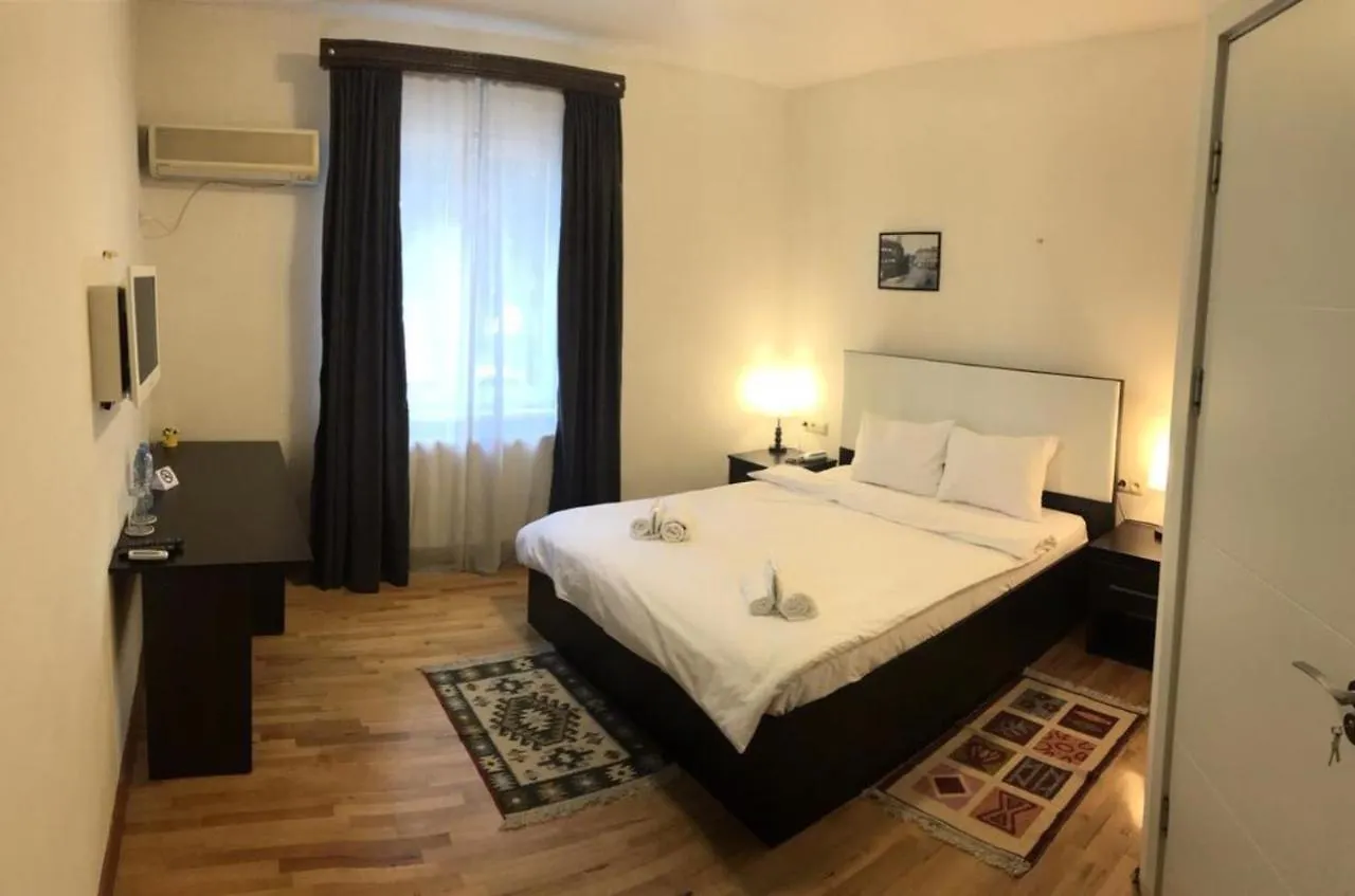 Värdshus Ava Hotell Tbilisi